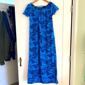Vintage Hawaiian print cotton maxi dress.
